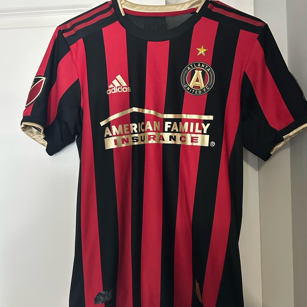 Atlanta United Jersey 2019 home jersey